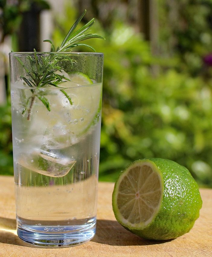 Successo per &quot;Love Gineration&quot;: il festival del gin incanta Busto