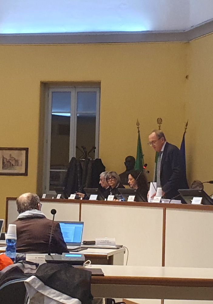 Il sindaco Antonelli interviene in consiglio comunale