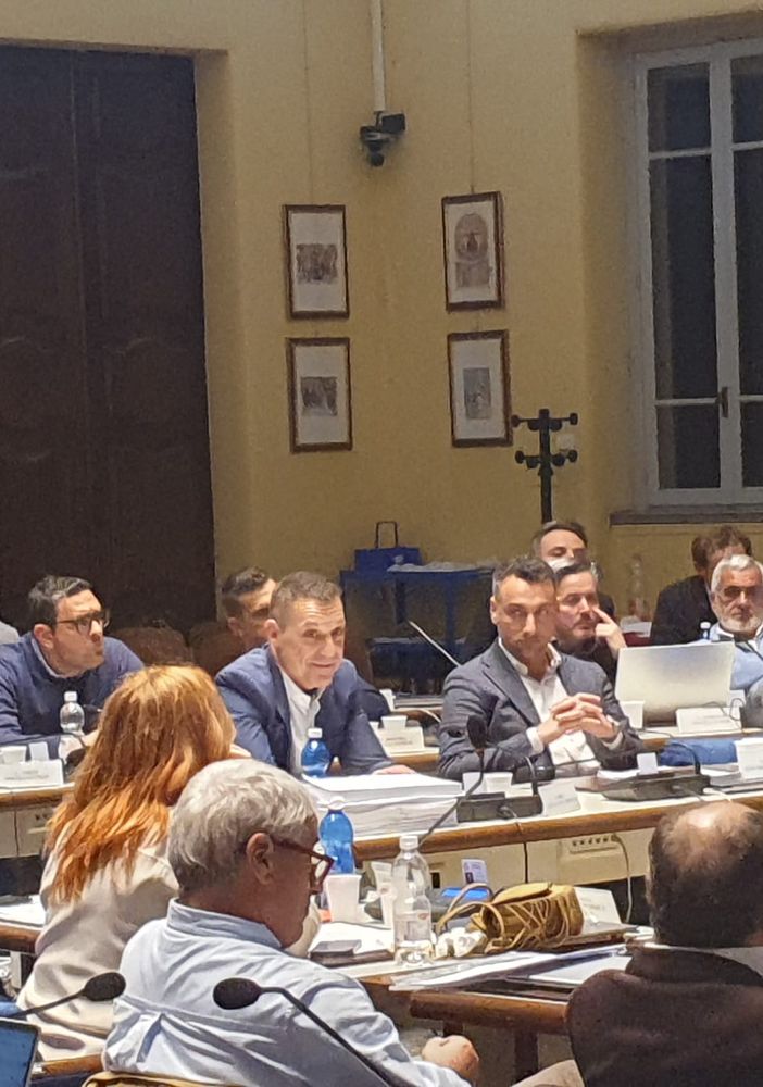 Violenza a Busto, per Max Rogora (FdI) «ci vuole la catapulta». Tovaglieri (Lega): «Castrazione chimica»