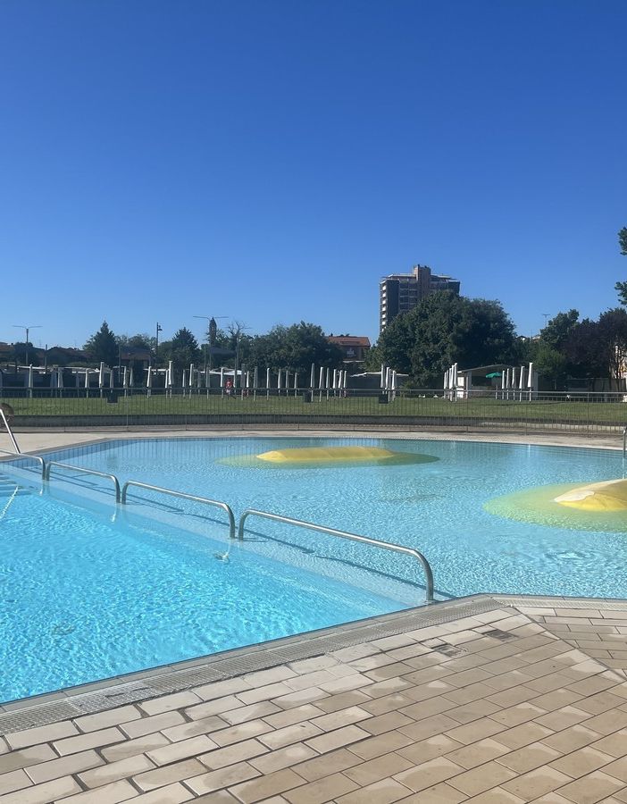 Avanti i lavori in piscina a Busto, ai primi di giugno si riapre