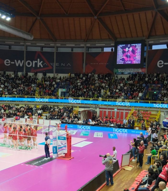 La Uyba cerca il gran finale. Ma all'arena sarà comunque festa
