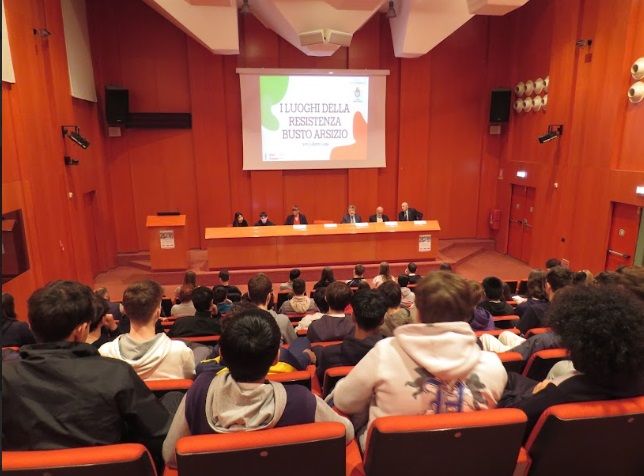 Ai Molini Marzoli gli studenti delle Tommaseo per l'evento &quot;Libertà è partecipazione: impressioni di un partigiano&quot;