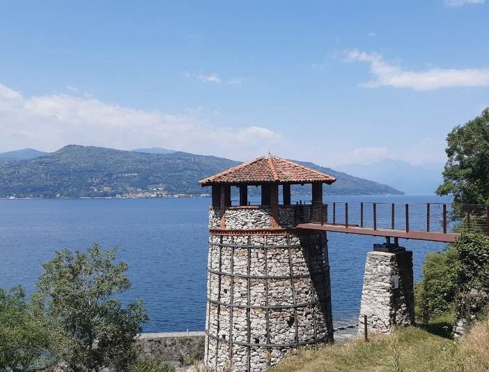 Ispra turistica: in agosto quattro passeggiate suggestive tra lago e archeologia industriale
