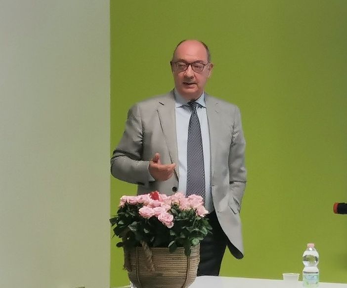 Il professor Benevento - Foto pagina Fb Asst Valle Olona