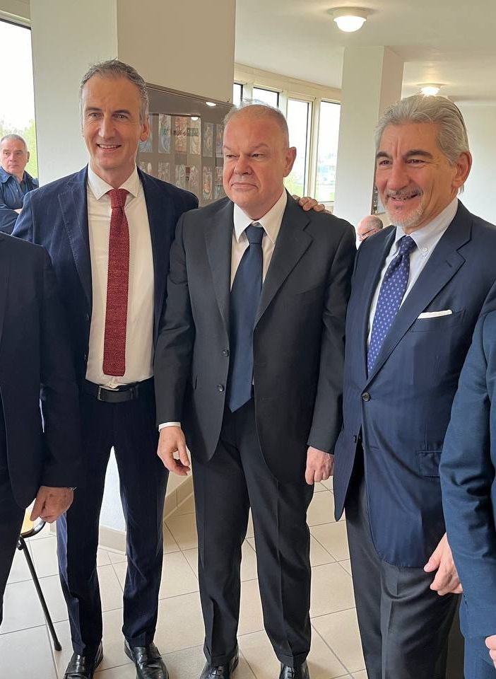 L'assessore Fermi nelle sedi dell'Insubria di Varese e Como: «Sfida vinta, avanti nel segno dell'innovazione»