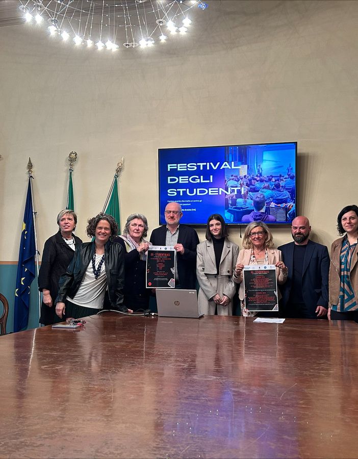 BA Studentalks. «Un festival con la finalità di ispirare i giovani offrendo loro modelli positivi e storie di successo»