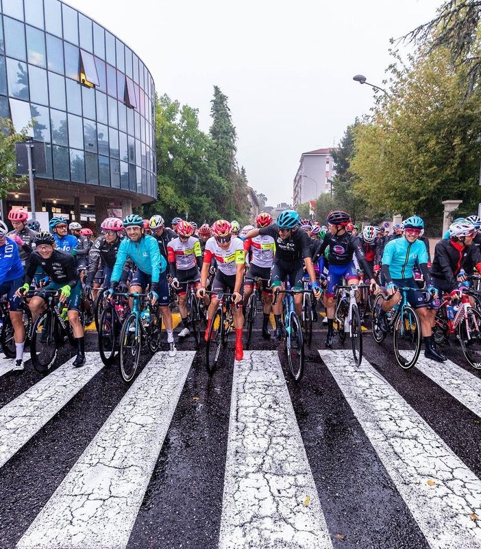 Legnano: sport e commercio pedalano insieme