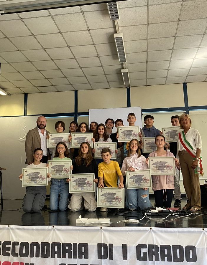 FOTO. Borse di studio per gli studenti meritevoli di Castellanza: «Non perdete mai la passione e cercate sempre di coltivarla»