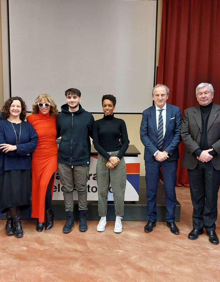 L'associazione Progetto Cinema assegna due borse di sostegno agli studenti dell'Istituto Antonioni