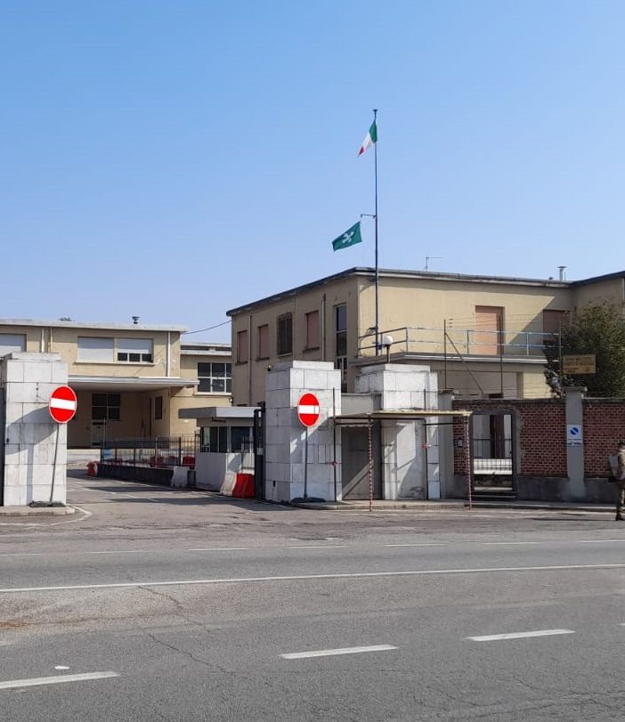 Secondo deposito dell'Aeronautica, il varco attualmente usato come uscita