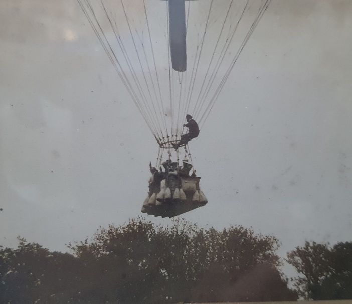 La decana delle mongolfiere atterra a Volandia dopo un viaggio di oltre un secolo