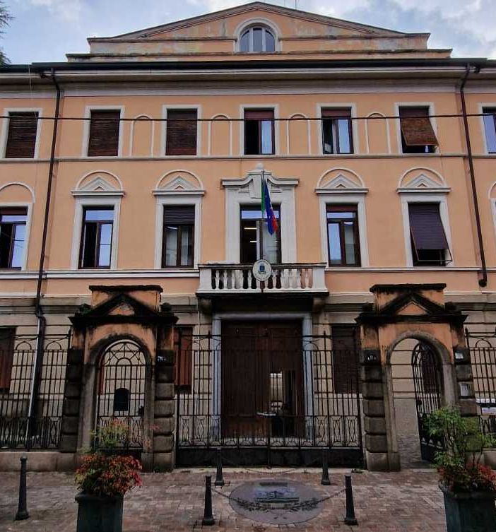L'ingresso del Comune di Olgiate Olona