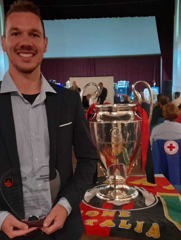 Il Milan Club Busto cala il tris. Davide Castiglioni vince ancora il torneo internazionale di Fifa