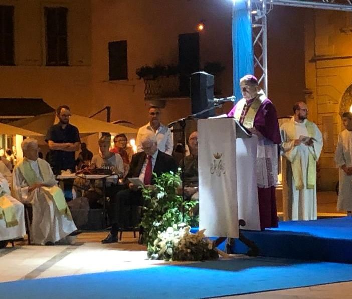 L'Arcivescovo a Busto: «Questa comunità attiva, operosa e intelligente come affronta le sfide che ci sono davanti?»