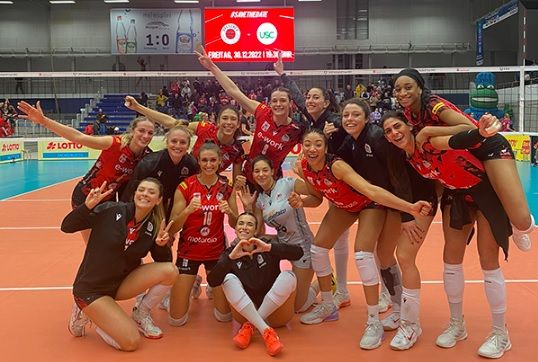 Foto ufficiale Uyba
