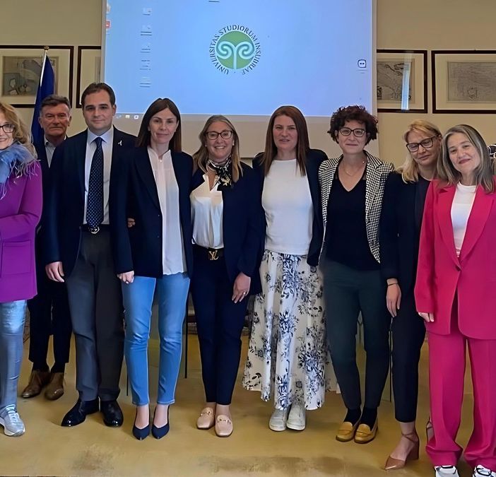 La scienza che dà valore alla persona e alla sua individualità: otto nuovi diplomati del Master in Senologia dell’Insubria