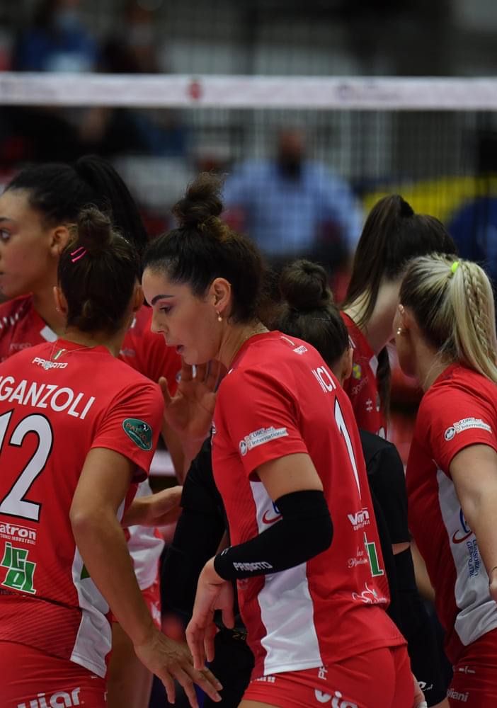 Bottino pieno per la Futura Volley: tre punti e secondo posto