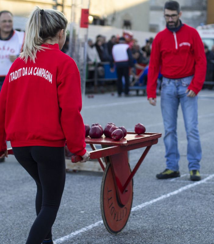 Gallarate, il Palio della Rama di Pomm si farà