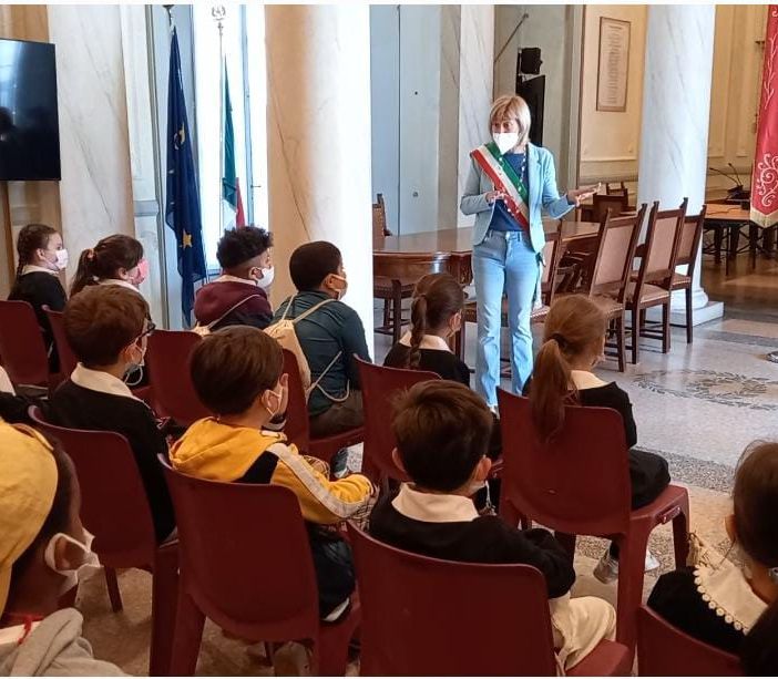Castellanza: gli alunni della 2C “Manzoni” a Palazzo Brambilla