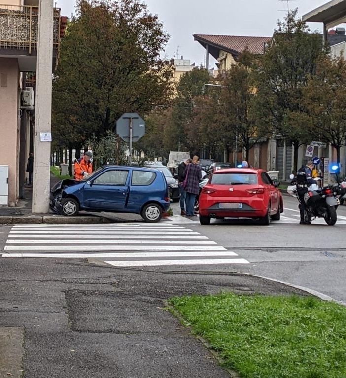 Busto: incidente in corso Italia, coinvolti due uomini e una bambina di 3 anni