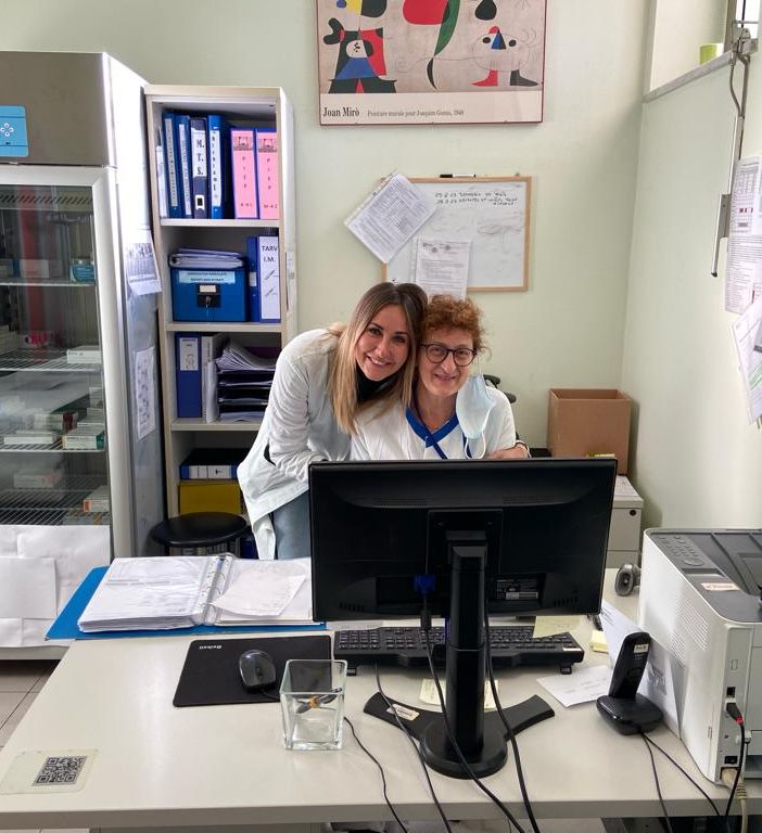 La dottoressa Menzaghi e l'infermiera Lorena Maboni