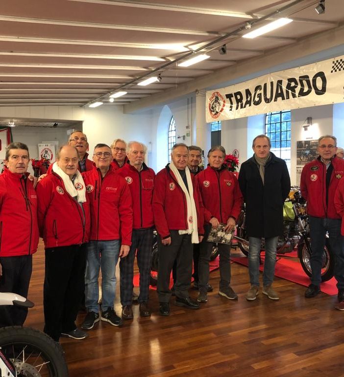 FOTO e VIDEO. Moto d’epoca al Museo del tessile, un successo anche solidale