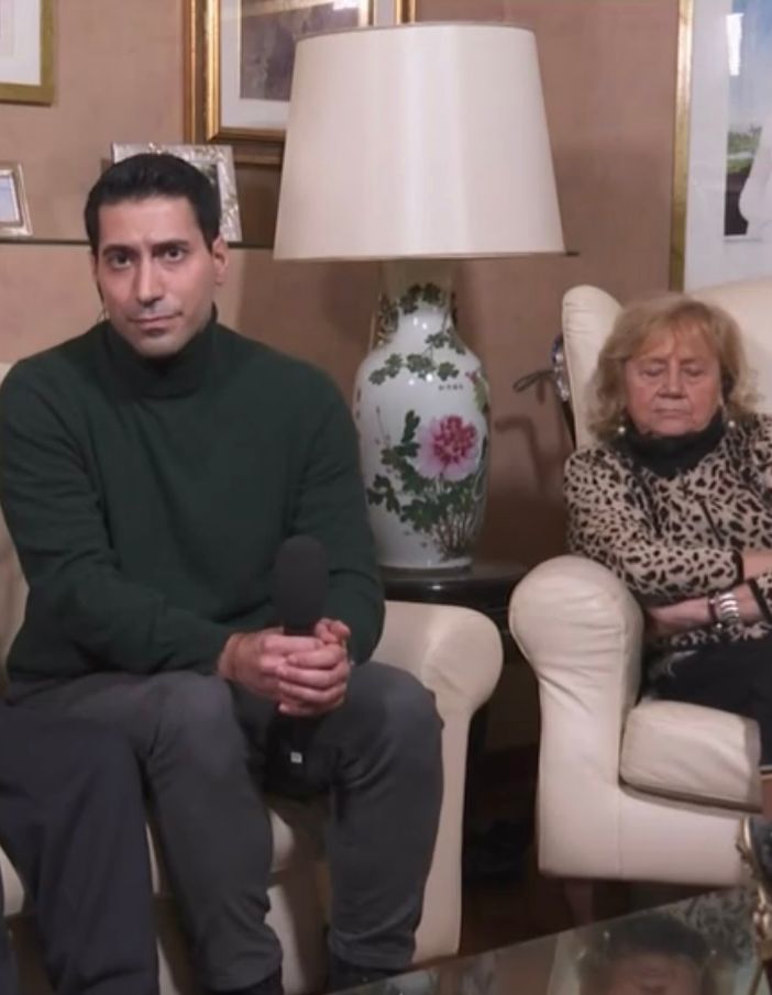 Nicolò Maja a La Vita in Diretta: «Mio padre mi ha augurato buon Natale, mi scrive come se la mia vita fosse uguale a prima ma non lo sarà più»
