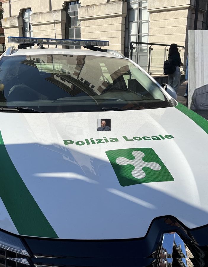 Guidavano col cellulare, due bustocchi subito a casa a piedi: così esordisce il nuovo codice in città