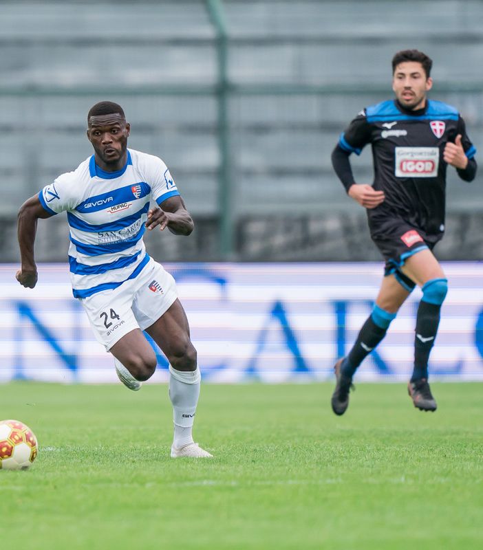 Il derby Pro Patria - Novara lo scorso aprile