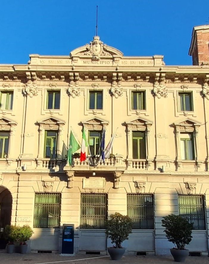 La sede comunale di Palazzo Borghi