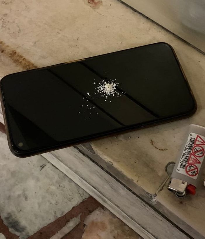 Con la coca vicino alla stazione: beccato dall’unità cinofila della Polizia Locale