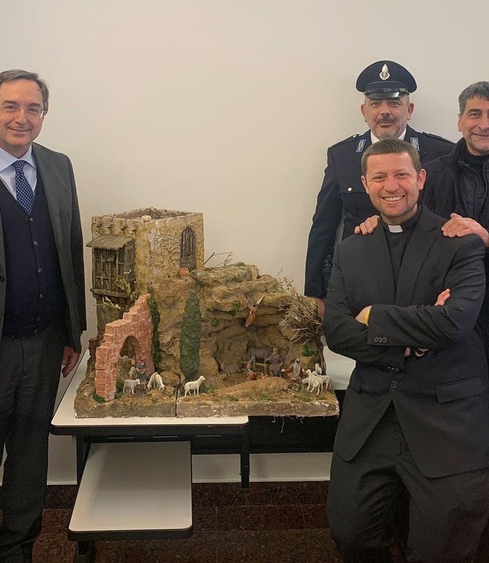 Il presepe del carcere di Busto arriva a Roma