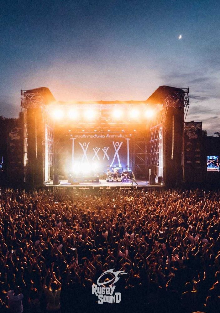 Con Trenord al Rugby Sound Festival: treni straordinari per i concerti di Subsonica, Placebo, Coez e Frah Quintale, Deejay Time