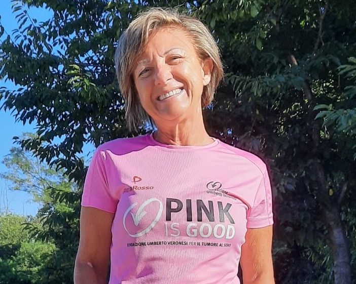 La corsa di Angela Restelli contro la malattia: una sfida che va avanti come “pink ambassador” per Legnano