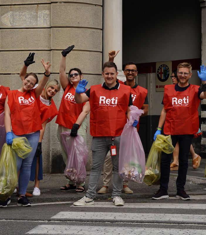 Busto: i dipendenti di Reti si prendono cura della città