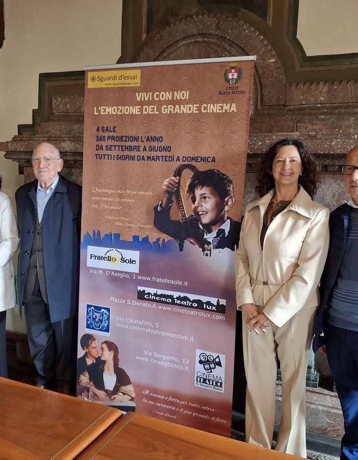 Presentazione di &quot;Sguardi d'essai&quot; a Villa Tovaglieri