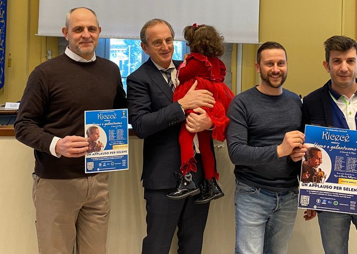 “Uomo e Galantuomo”: lo spettacolo comico per aiutare la piccola Selene