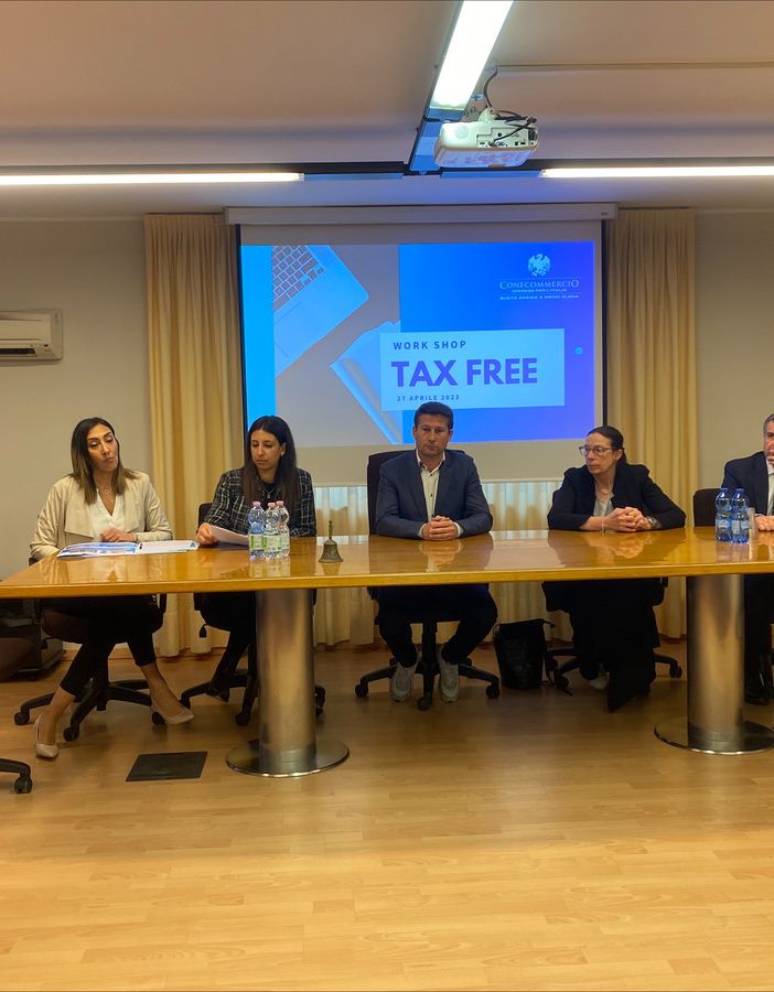 Confcommercio: a Busto parte il Tax Free