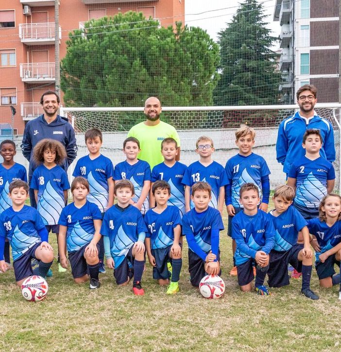 I bambini &quot;Primi calci 2014&quot; dell'Ardor