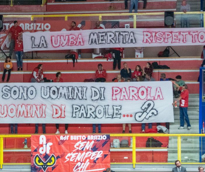 Uyba-Cuneo in FOTO. Sugli spalti vince il “caso Velasco”