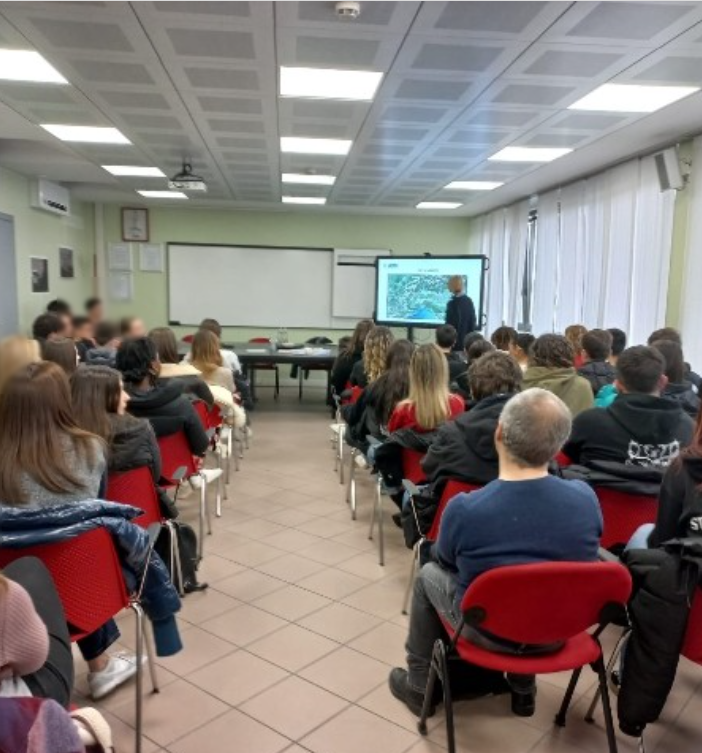L’operatività doganale illustrata agli studenti dell'Ite Tosi