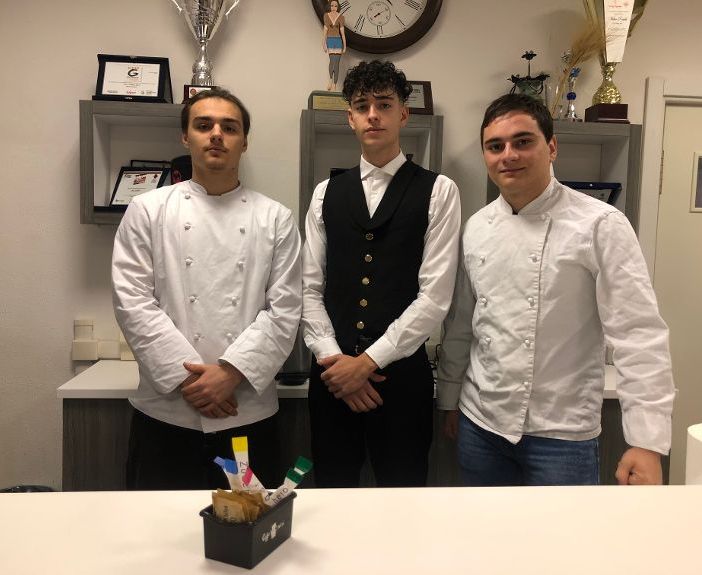 LE RICETTE DI NATALE. A tavola con gli studenti dell'Alberghiero “Verri”: ricette e abbinamenti vino-cibo per una festa indimenticabile