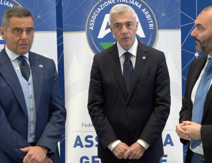 Zaroli, a sinistra, accanto al presidente Pacifici - foto cortesia Aia