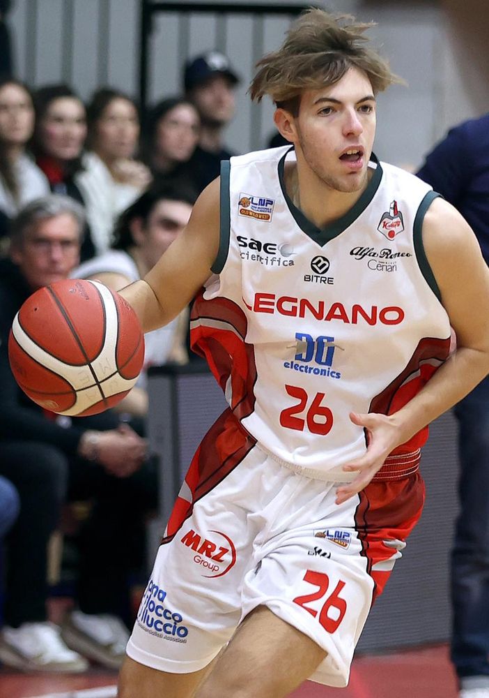 VIDEOINTERVISTA. Francesco Amorelli impara dai più “grandi”: «Nei Knights un mix di esperienza e gioventù, è l'ambiente perfetto per crescere»
