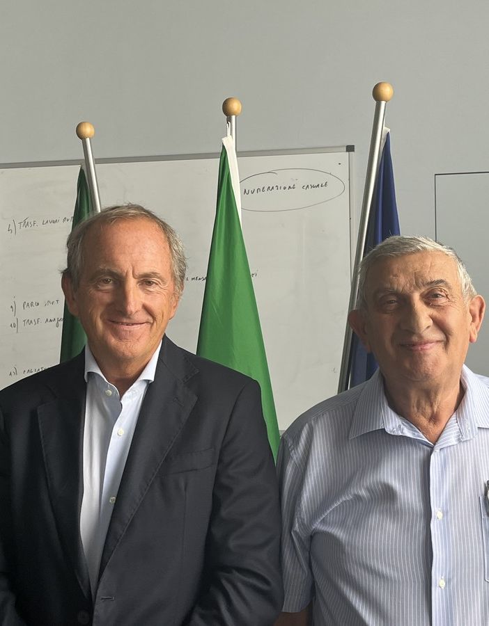 VIDEO. Pubblico e posto fisso piacciono sempre meno. Il Comune di Busto lancia l'Sos: «Venite a lavorare da noi»
