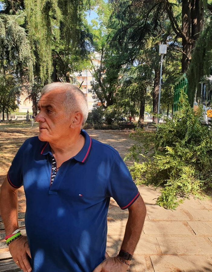 Il consigliere Orazio Tallarida durante i lavori nell'area verde