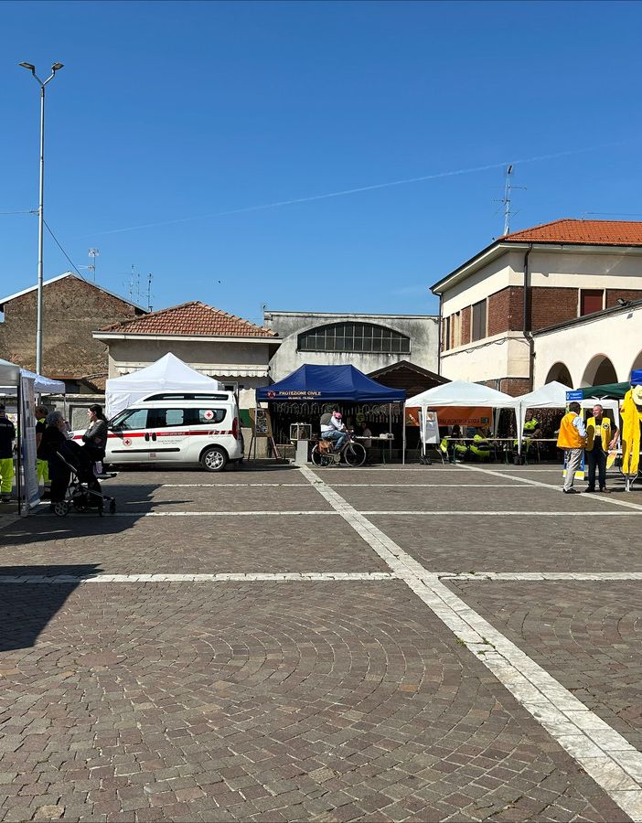 A Olgiate scendono in piazza le associazioni per la solidarietà e la salute