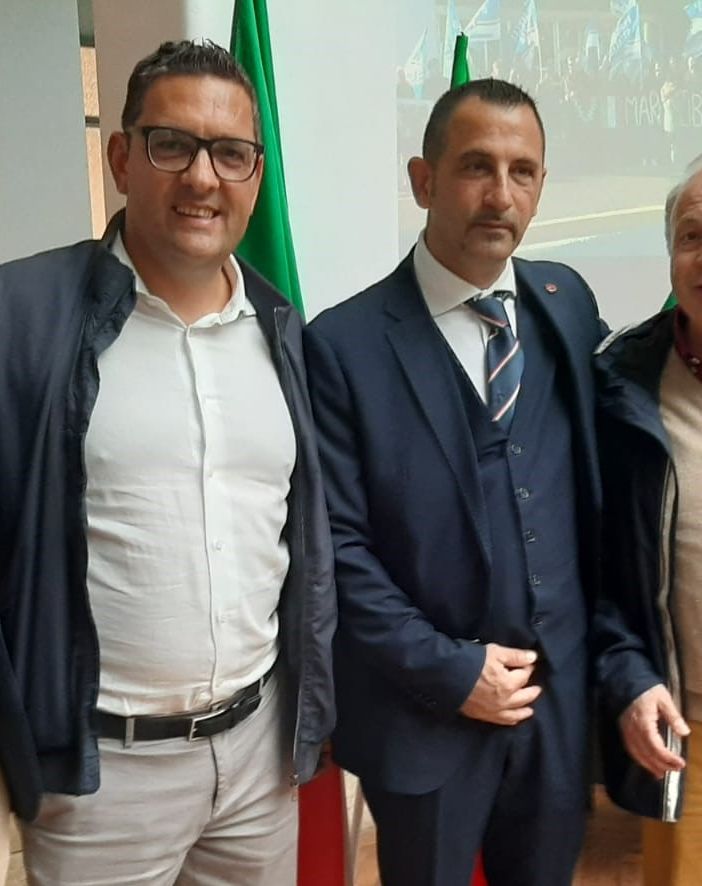 Una delegazione varesina di Fratelli d’Italia a Milano per il marò Latorre. Presenti i vertici bustocchi
