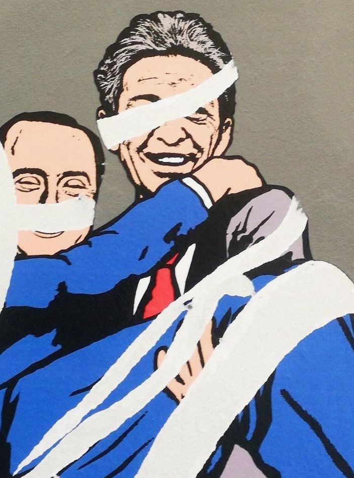 Milano, vandalizzato murale con Berlinguer e Berlusconi