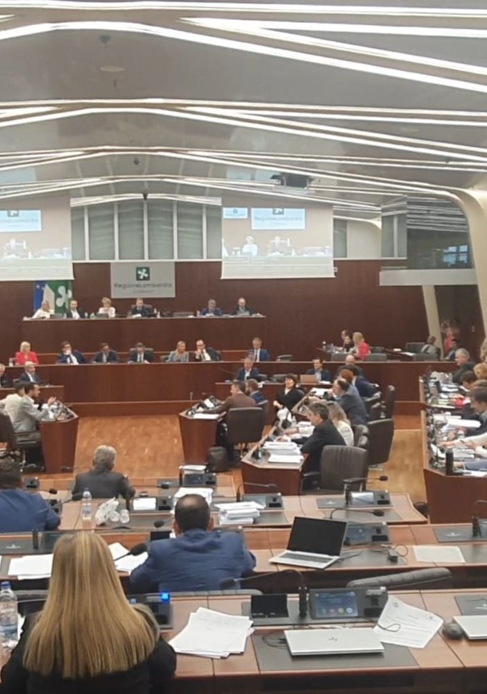 Approvato a maggioranza l’assestamento al bilancio regionale: più risorse alla sanità e accordo bi-partisan su Aler e disabilità